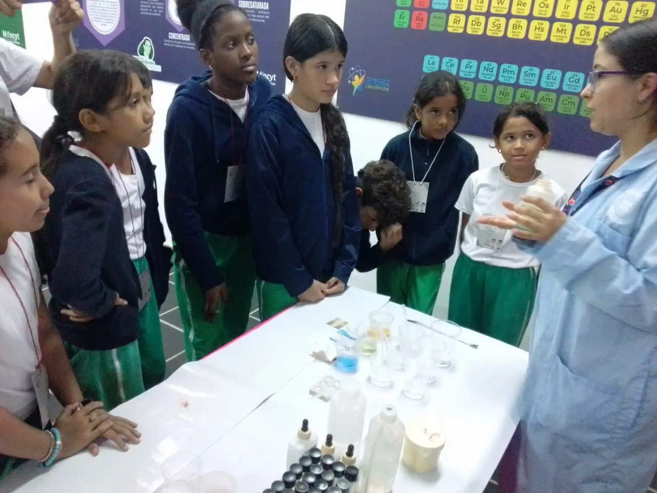 Inicia Ruta Cientifica con ninos y jovenes de Santa Teresa del Tuy 6