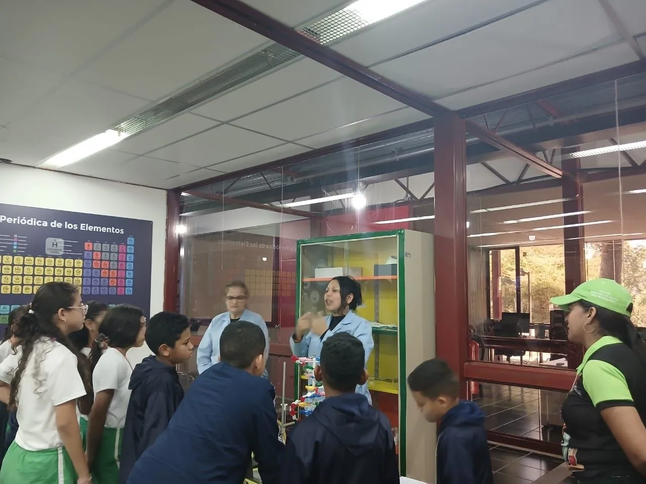 Inicia Ruta Cientifica con ninos y jovenes de Santa Teresa del Tuy 9