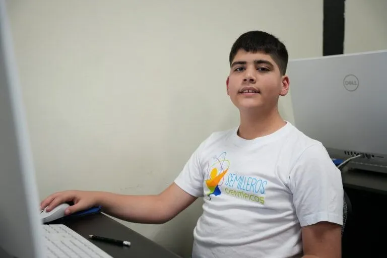 Semilleros Científicos participan en la Gran Final de la Olimpiada Mobius 2026 4 Semilleros Cientificos participan en la Gran Final de la Olimpiada Mobius 2026 7