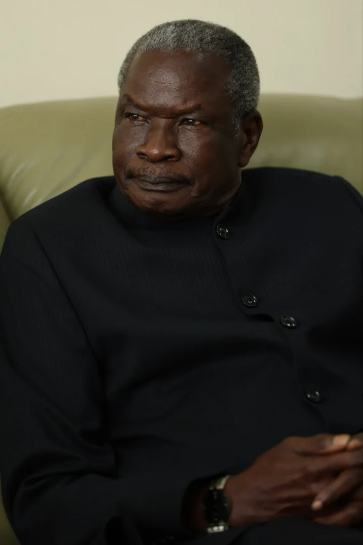 Llegamos a la República de Uganda para asistir a la juramentación del presidente Yoweri Kaguta Museveni, quién ejerce la Presidencia pro tempore del Movimiento de Países no Alineados (MNOAL). Este triunfo da fe del liderazgo regional y de la estabilidad política de Uganda, un país amigo abierto a la solidaridad con Venezuela. 2 juramentacion del presidente Yoweri Kaguta Museveni 1